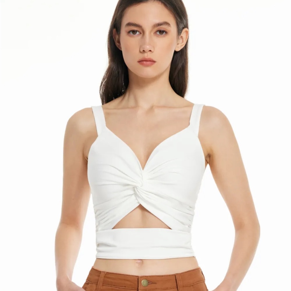 Cropped cut out tank